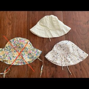 Baby hats 2 Marie Chantal.